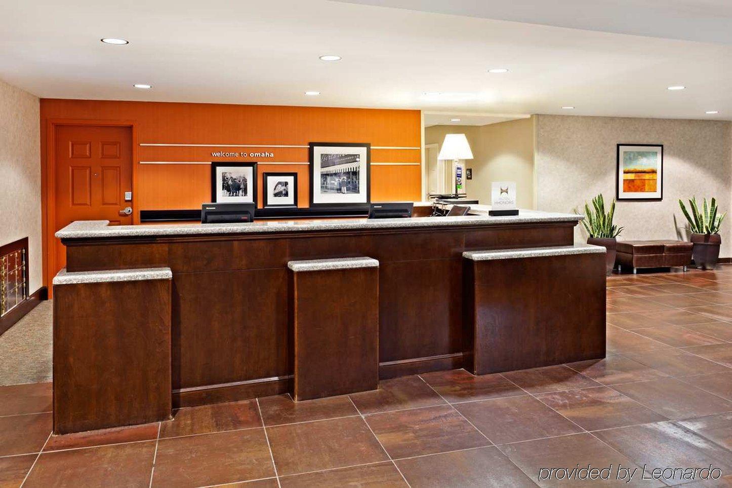 Hampton Inn & Suites Omaha-Downtown Экстерьер фото